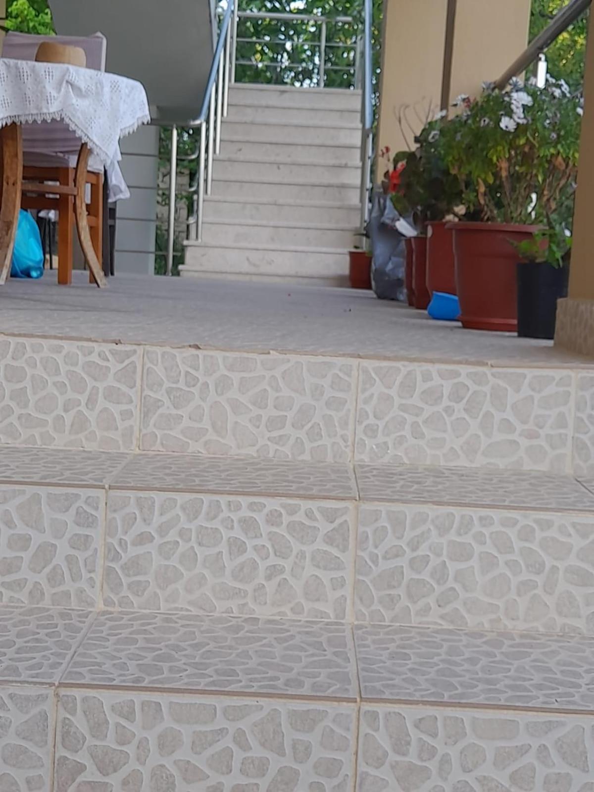 Villa Vila Dervish Cela - Moker Pogradec